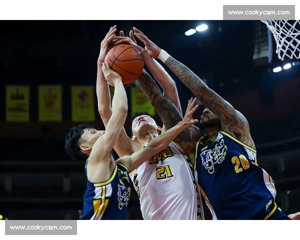 CBA多场焦点战比分出炉强队对决走势引发球迷持续关注赛季格局变化